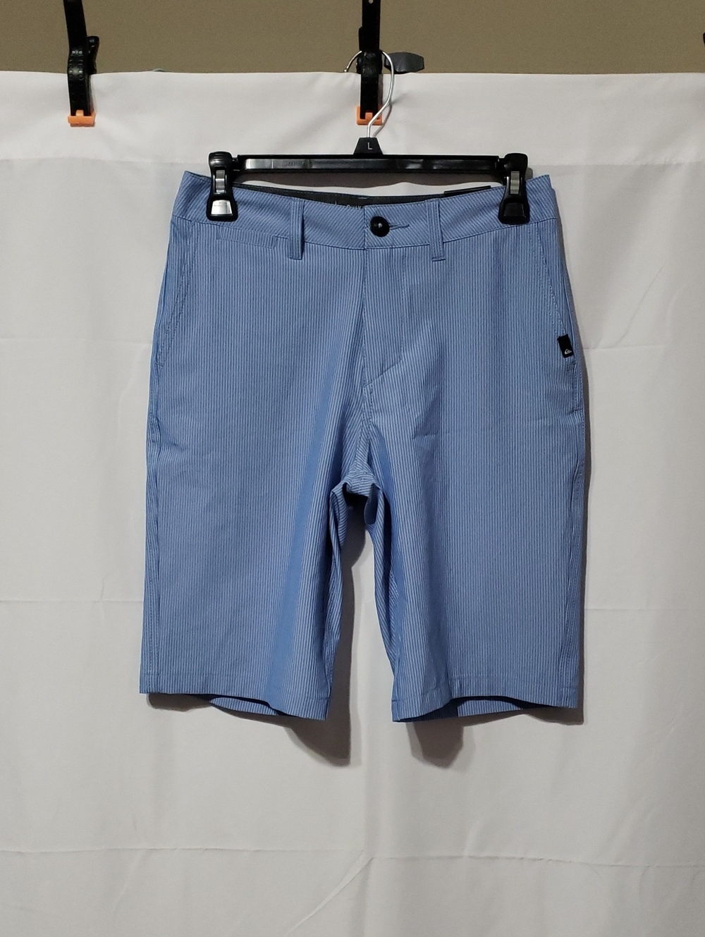 Quiksilver Youth Regular Fit Amphibian Shorts. Size: 27